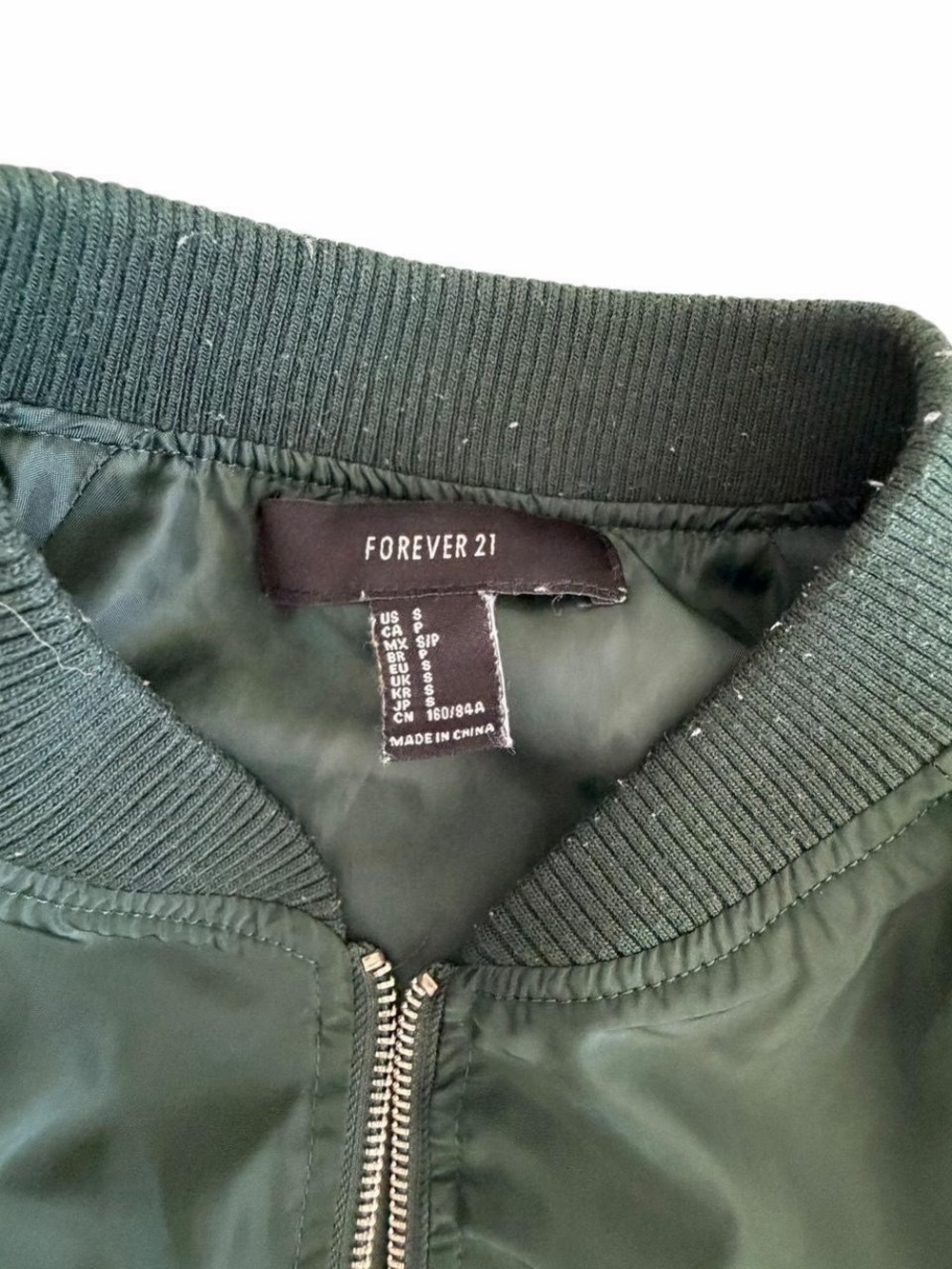 Forever 21 Dark Green Bomber Jacket Size Small Lightweight Zip Up - Picture 5 of 8